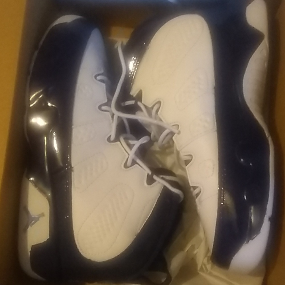 Brand new never been wore Jordan 9 retro(ps)